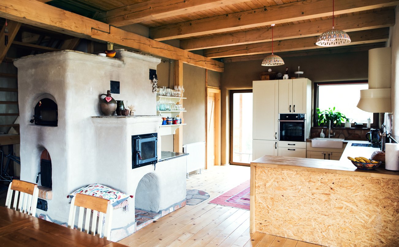 Breathtaking Mountain Modern Kitchen: A Retreat For The Senses