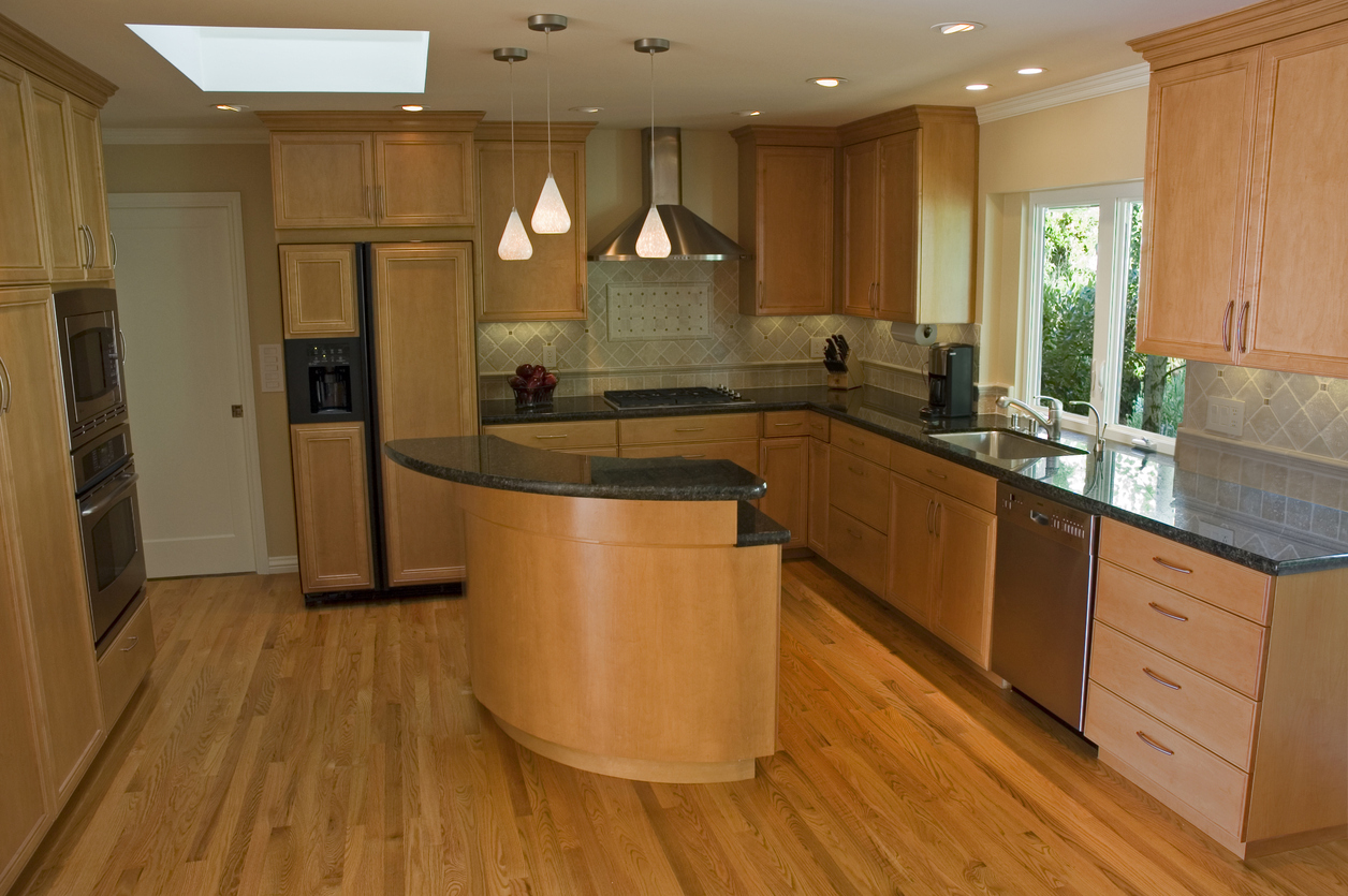 3. Bring out the Best from your Maple Kitchen Cabinet
